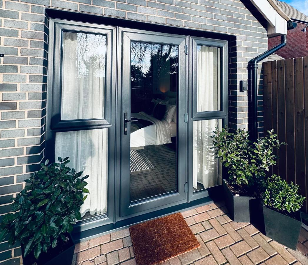 Luxury Self-Contained Suite. Cardiff Exterior photo